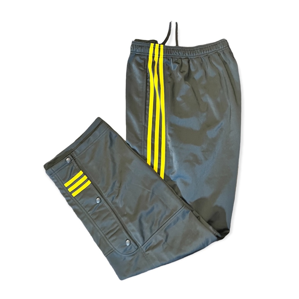 Adidas Men’s buttoned joggers